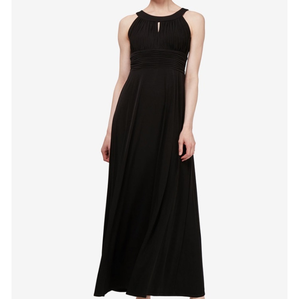 Long black dress